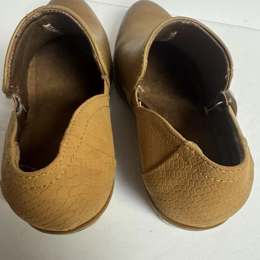 Baretraps Womens Slaine Bootie Sandstone Size 7 M